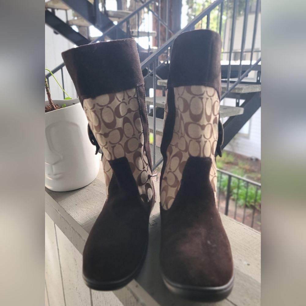 Coach boots size 10